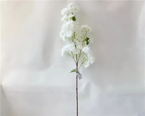 Kuinka kirsikkakukkien silkkikukkia toistavat todellisten Sakura -terälehtien herkän tekstuurin?